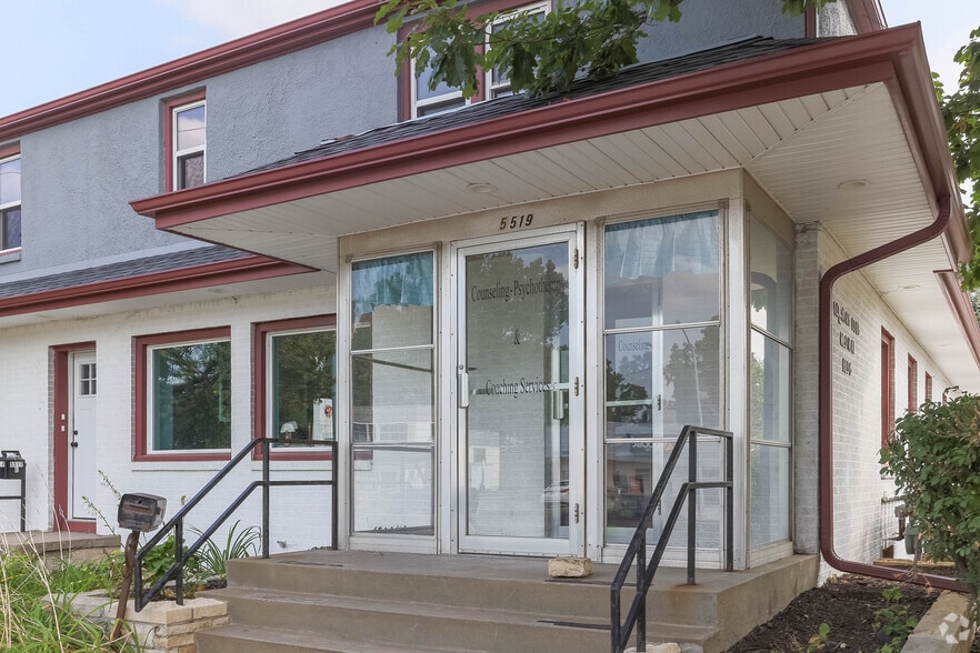 More Photos Of 5519 Northwest Radial Hwy, Omaha Medical For Sale