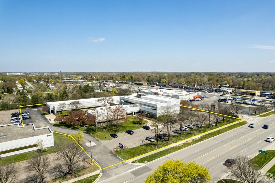 More Photos Of 31500 W 13 Mile Rd, Farmington Hills Medical For Sale