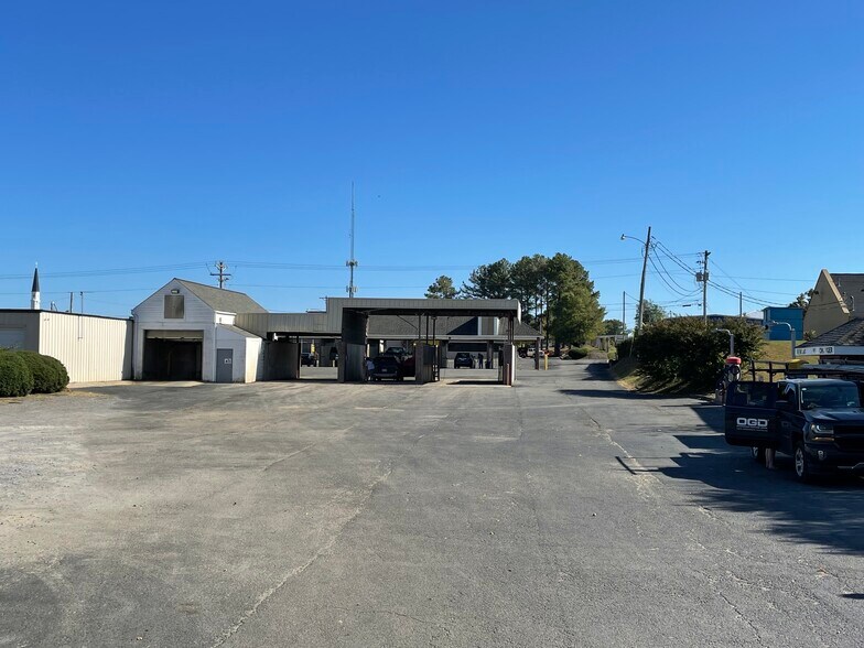 More Photos Of 401 3rd St SW, Cullman Specialty For Sale