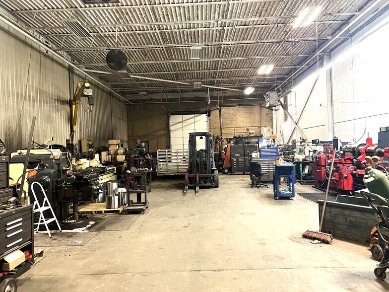 Primary Photo Of 152 Iodent Way, Elizabethton Warehouse For Lease