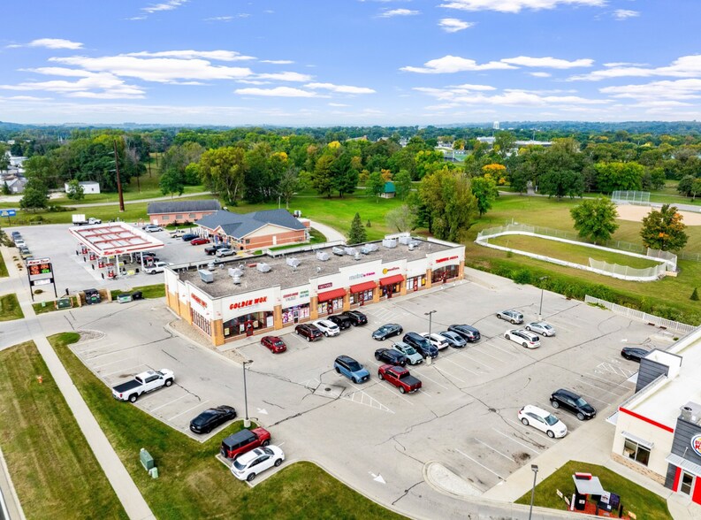 More Photos Of 1217 Marion Rd SE, Rochester Storefront For Lease