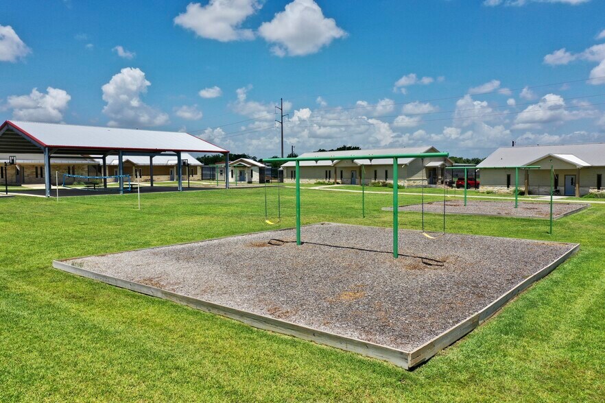 More Photos Of 4150 Highway 36 S, Brenham Shelter For Sale