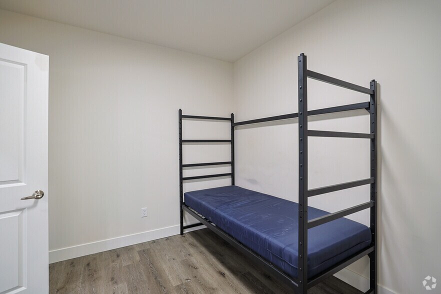 More Photos Of 61 N Dorset St, South Burlington Multifamily For Sale