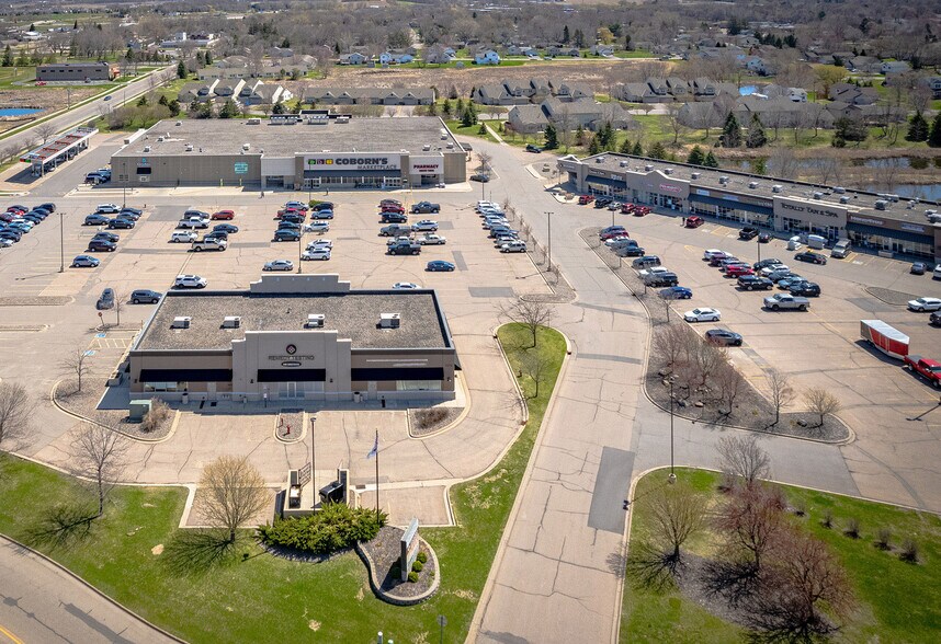 More Photos Of 5698 Labeaux Ave, Albertville Unknown For Lease