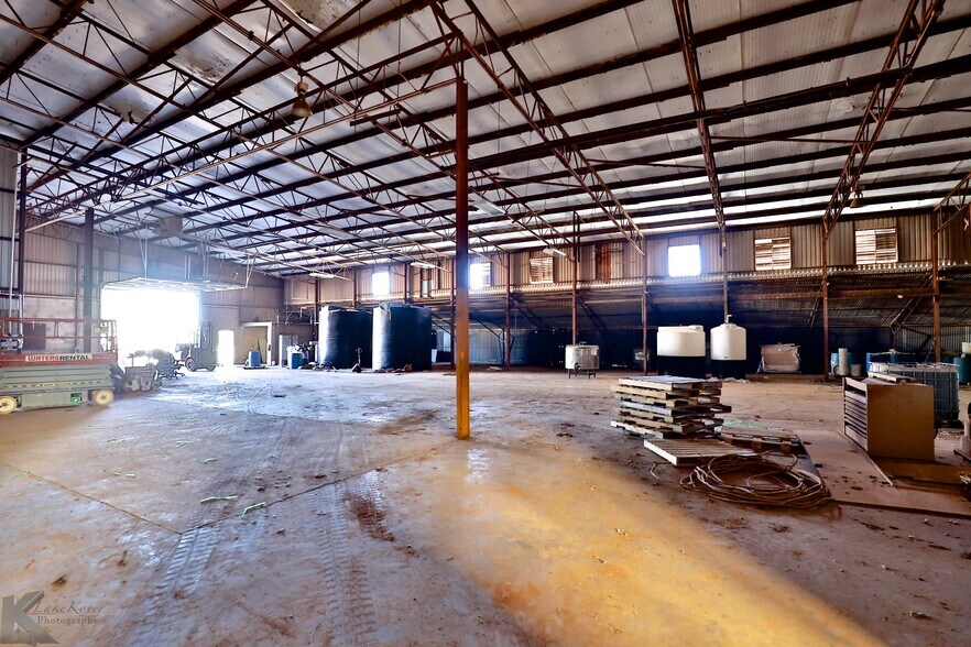 More Photos Of 3097 Brick Plant Rd, Snyder Manufacturing For Sale