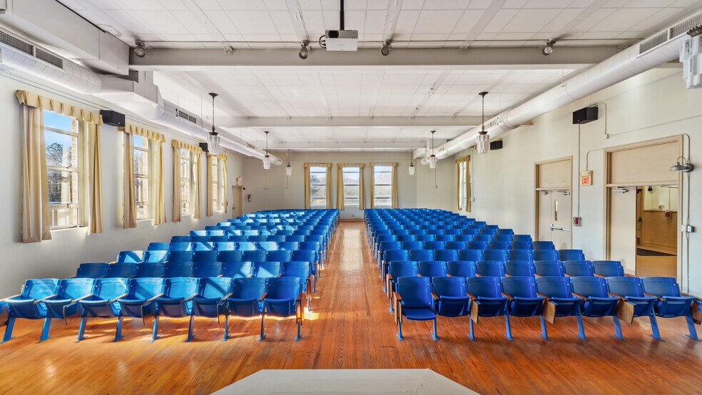 More Photos Of 14905 Oak St, Hosston Schools For Sale