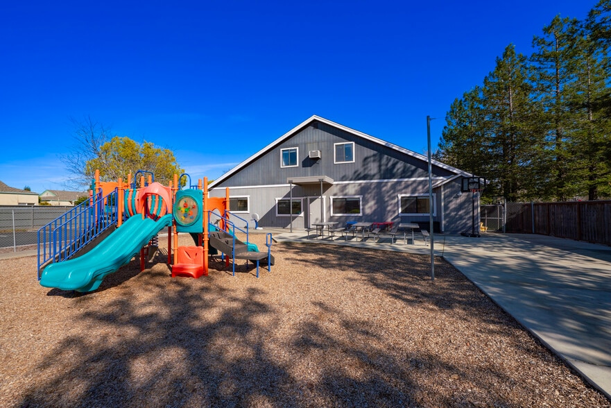 More Photos Of 1363 Fulton Rd, Santa Rosa Religious Facility For Sale