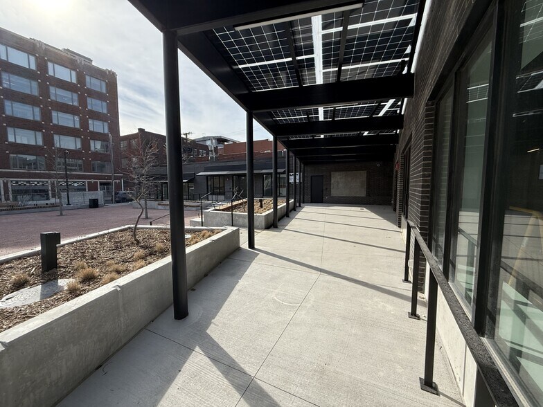 More Photos Of 1718 Baltimore Ave, Kansas City Storefront Retail Office For Lease