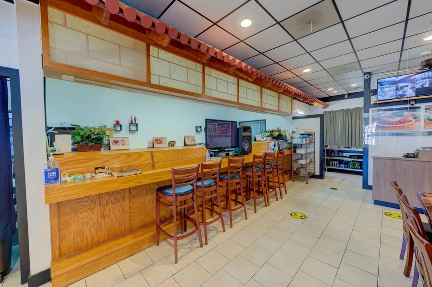 More Photos Of 6634 Two Notch Rd, Columbia Restaurant For Sale