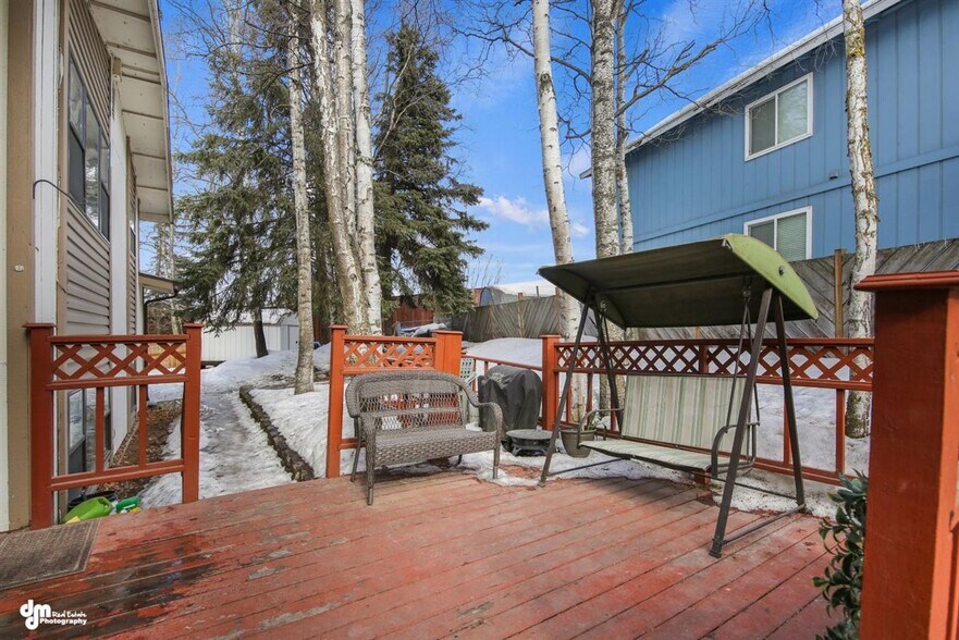 More Photos Of 12521 Tanada Loop, Anchorage Multifamily For Sale