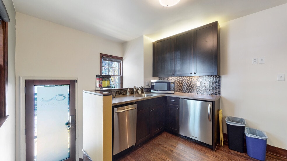 More Photos Of 416 W Oak St, Fort Collins Office For Sale