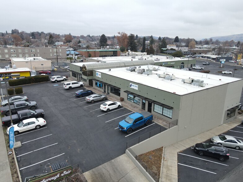More Photos Of 910 W Summitview Ave, Yakima Unknown For Lease