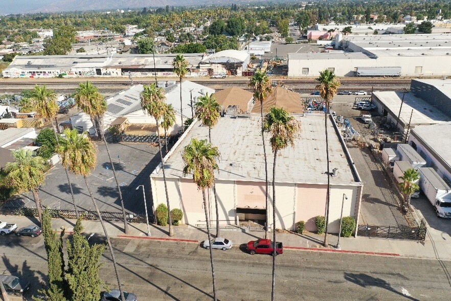 Primary Photo Of 887 E 2nd St, Pomona Medical For Lease