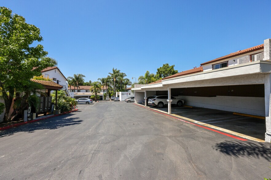 More Photos Of 380 Plymouth Dr, Vista Apartments For Sale