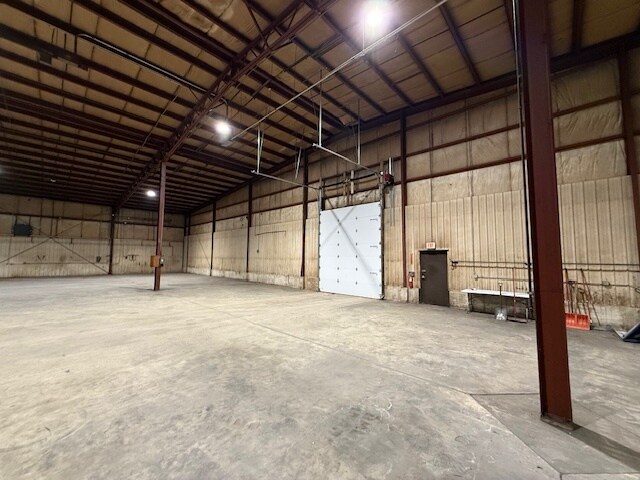 More Photos Of 144 Dodge Dr, Beaver Dam Warehouse For Sale