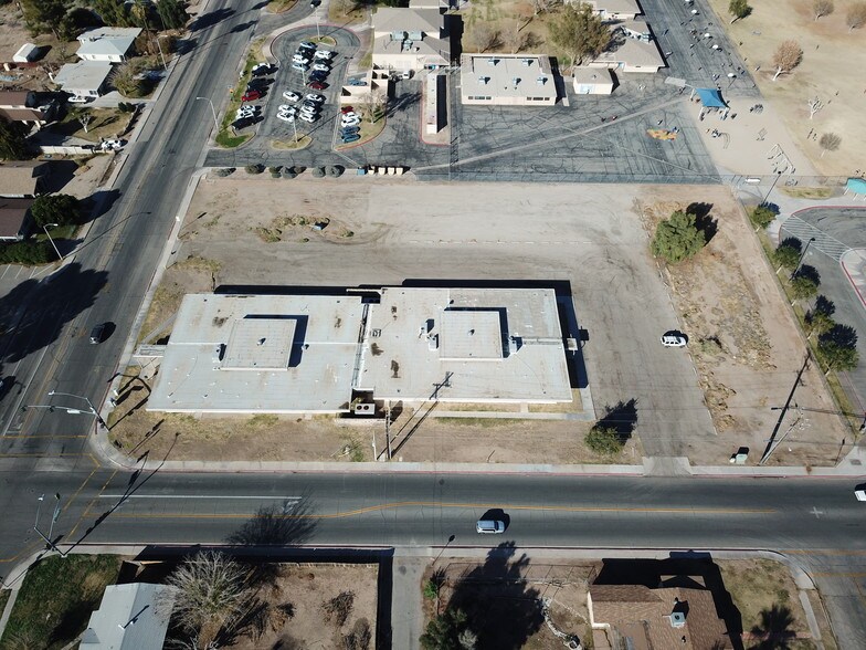 More Photos Of 500 N Broadway Ave, Blythe Medical For Sale