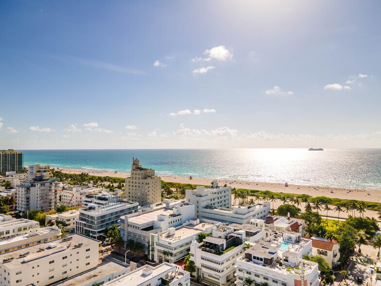 More Photos Of 1200 Ocean Dr, Miami Beach Hotel For Lease
