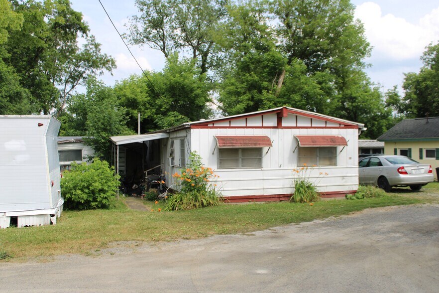 More Photos Of 3554 Watkins Rd, Horseheads Manufactured Housing Mobile Home Park For Sale