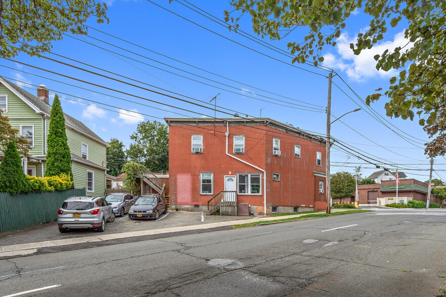 More Photos Of 180 Madison Ave, Port Chester Office For Sale