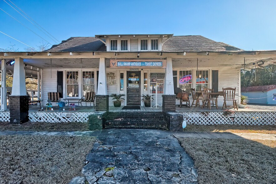 More Photos Of 295 N Church St, Swansea Freestanding For Sale
