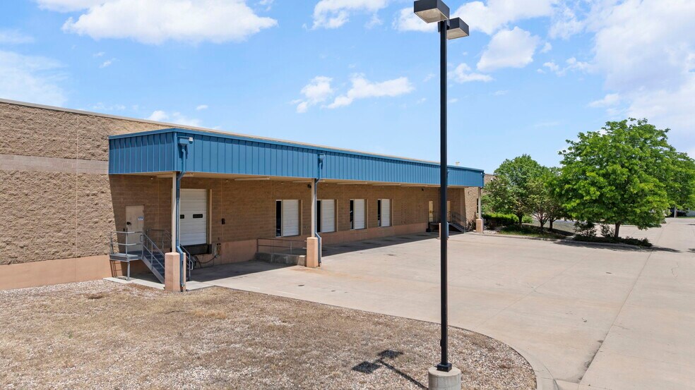 More Photos Of 801 N 2nd St, Berthoud Distribution For Sale