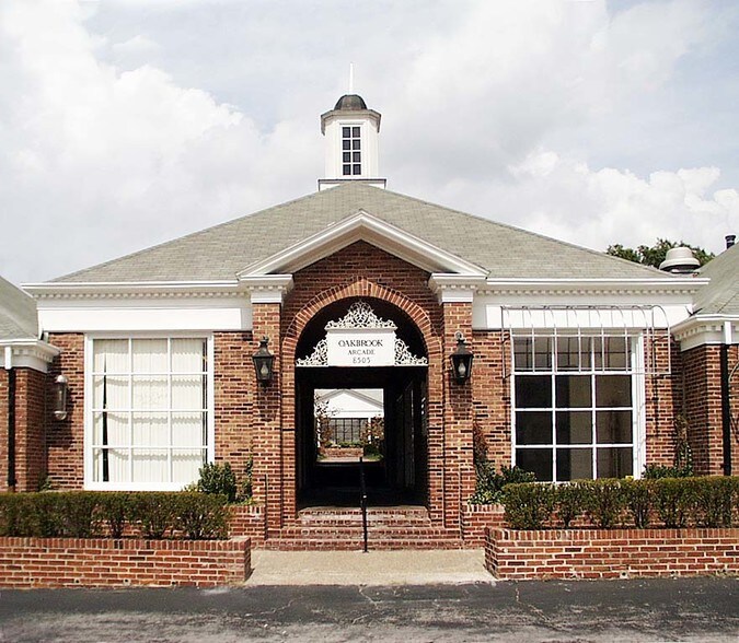 More Photos Of 8505 Delmar Blvd, University City Office For Lease