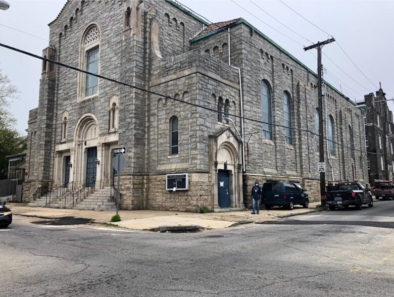 More Photos Of 1901 W Tioga St, Philadelphia Schools For Sale