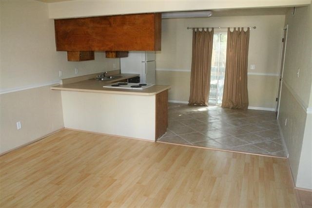 More Photos Of 1025 Crossing Brook Way, Tallahassee Apartments For Sale