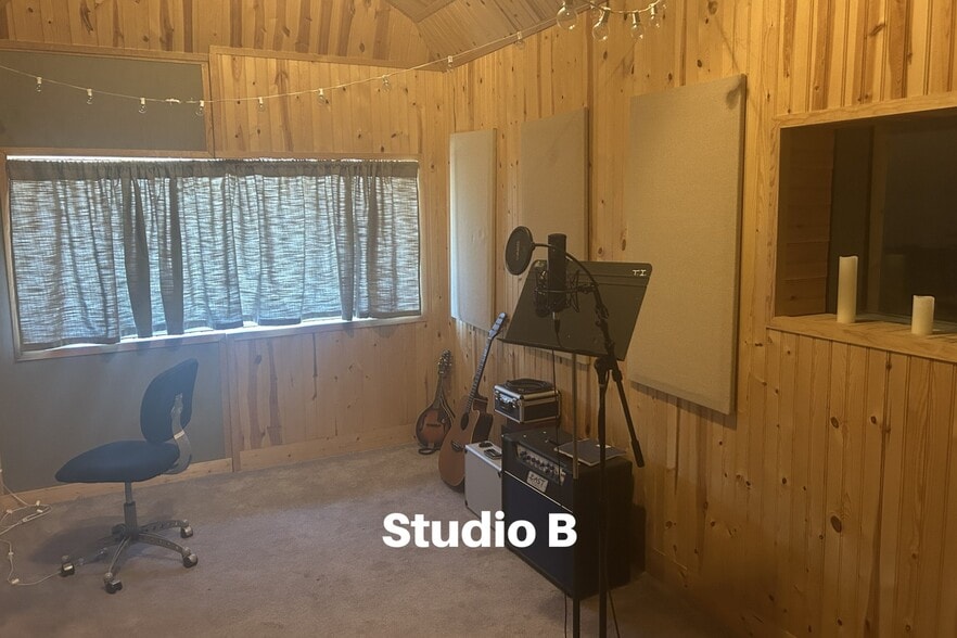 More Photos Of 2808 Azalea Pl, Nashville Loft Creative Space For Sale