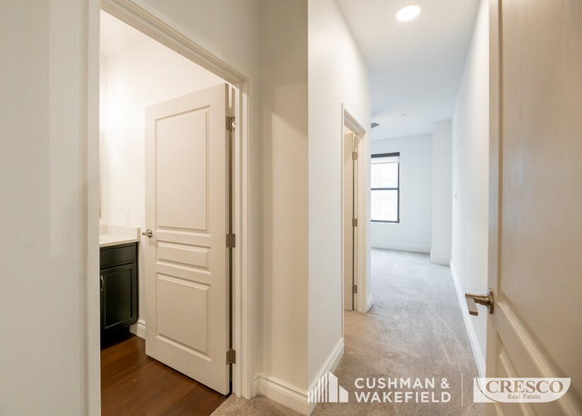 More Photos Of 12308 Mayfield Rd, Cleveland Apartments For Sale