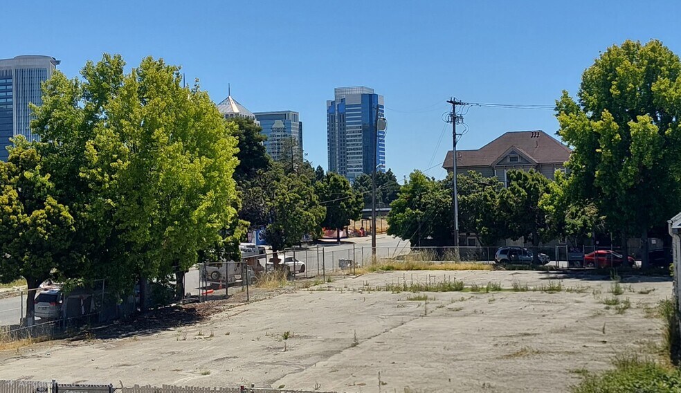 More Photos Of 2101 Brush St, Oakland Land For Lease