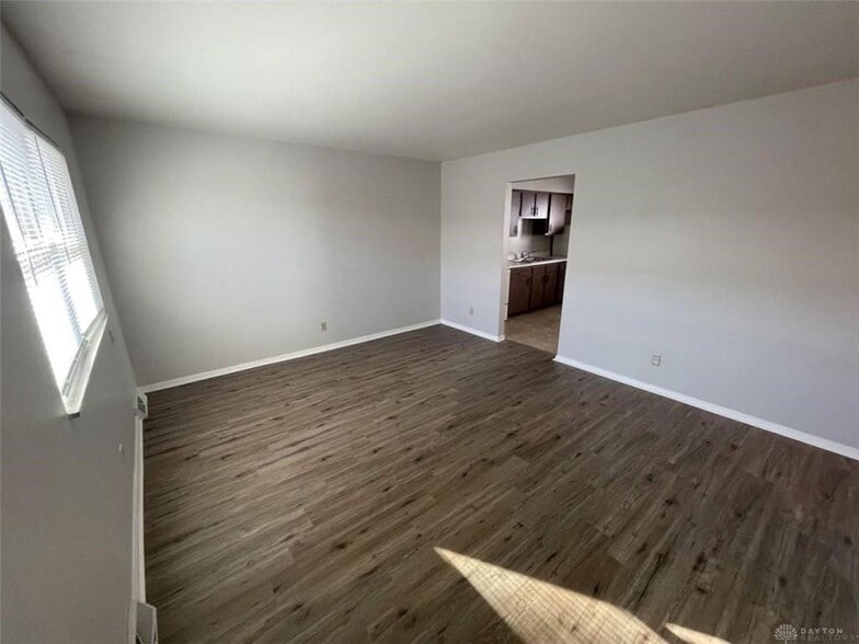 More Photos Of 3218 Illinois Ave, Middletown Apartments For Sale