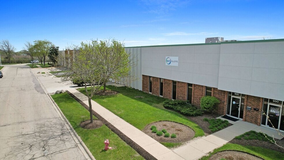 More Photos Of 900-950 Hollywood Ave, Itasca Manufacturing For Lease