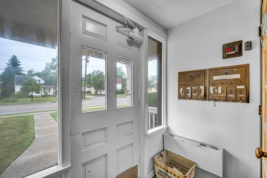 More Photos Of 885 S Green Rd, Cleveland Apartments For Sale