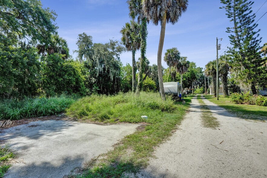 More Photos Of , Moore Haven Multifamily For Sale