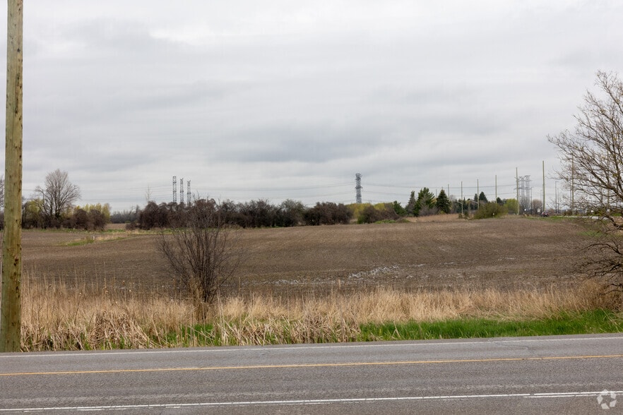 More Photos Of 860 Conlin Rd, Whitby Land For Sale