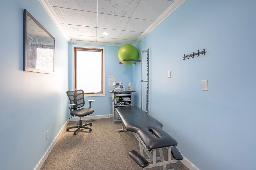 More Photos Of 425 W Pine St, Raymore Medical For Sale