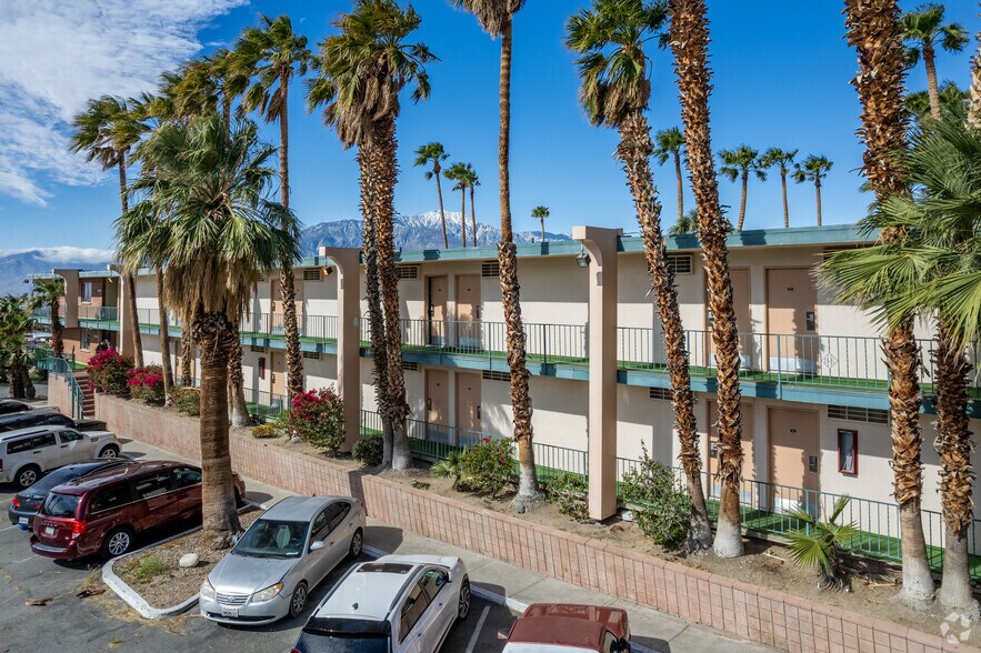 More Photos Of 10805 Palm Dr, Desert Hot Springs Hotel For Sale
