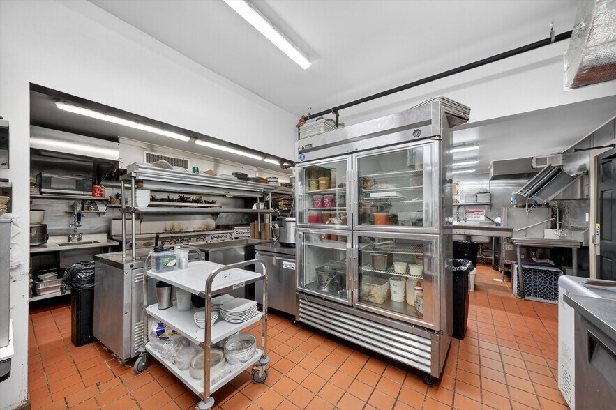 More Photos Of 3436 Lexington Ave, Mohegan Lake Restaurant For Sale