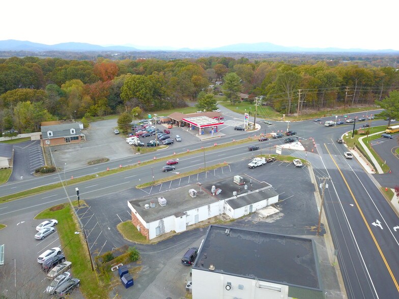 More Photos Of 7106 Timberlake Rd, Lynchburg General Retail For Sale