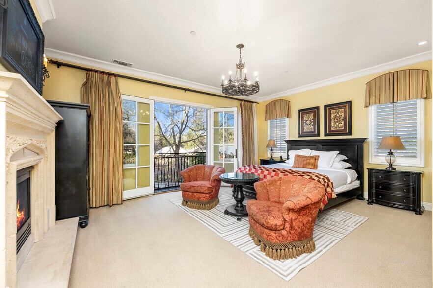More Photos Of 1210 Arden Hills Ln, Sacramento Specialty For Sale