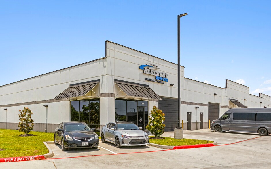 More Photos Of 6510 FM 359 Rd, Fulshear Light Manufacturing For Lease