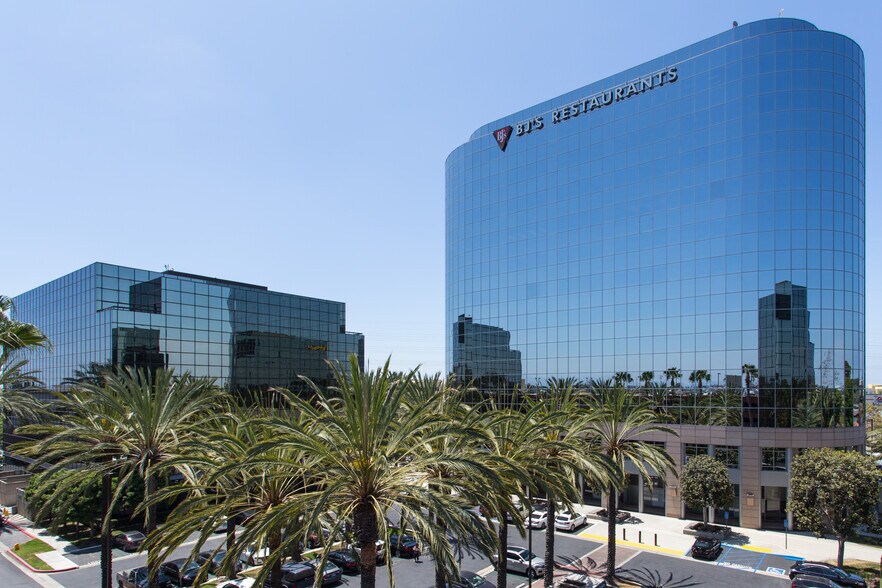 More Photos Of 7777 Center Ave, Huntington Beach Unknown For Lease