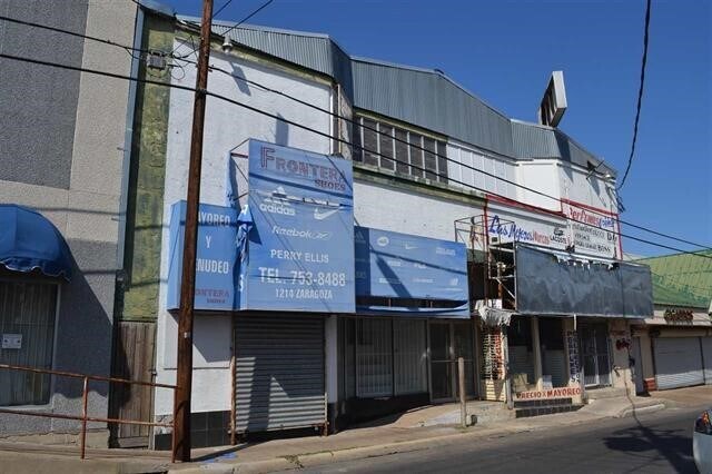 More Photos Of 1218 Zaragoza, Laredo Storefront Retail Office For Sale