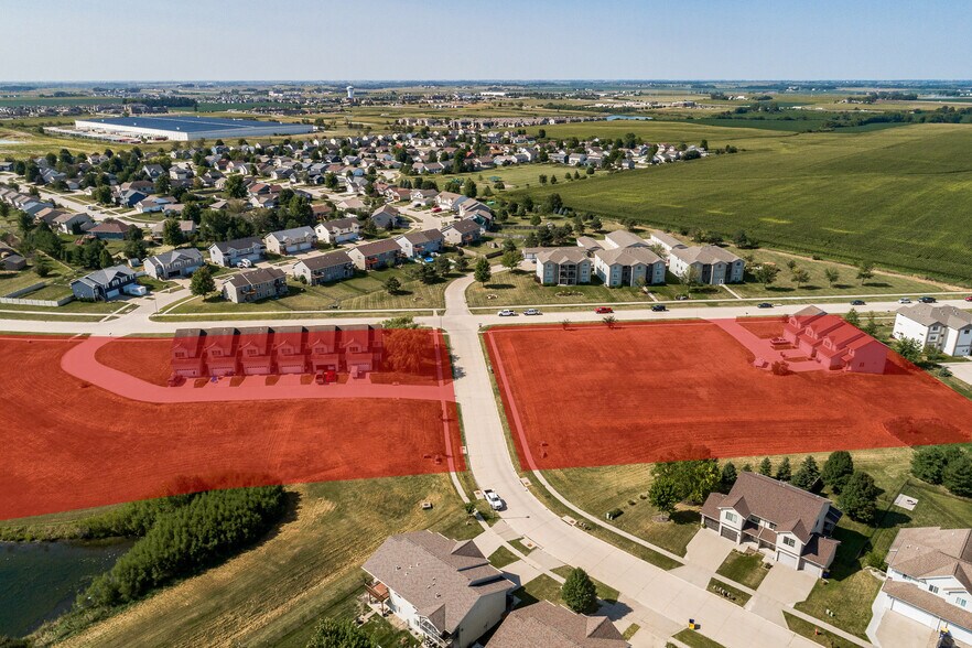 More Photos Of 1591-1608 Ponds Edge Ct, North Liberty Specialty For Sale