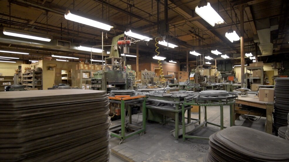 More Photos Of 135 Apremont Way, Westfield Warehouse For Sale