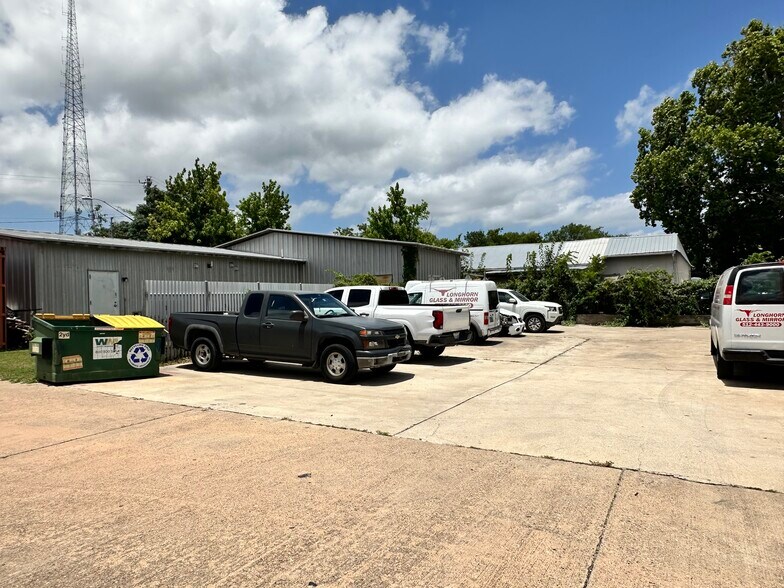 More Photos Of 13216 Pond Springs Rd, Austin Loft Creative Space For Lease