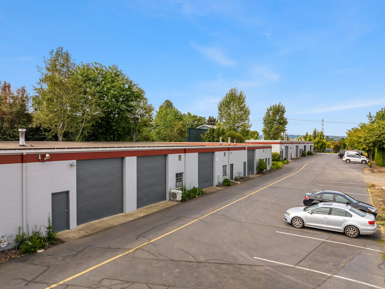 Primary Photo Of 19730 SW Cipole Rd, Tualatin Warehouse For Lease