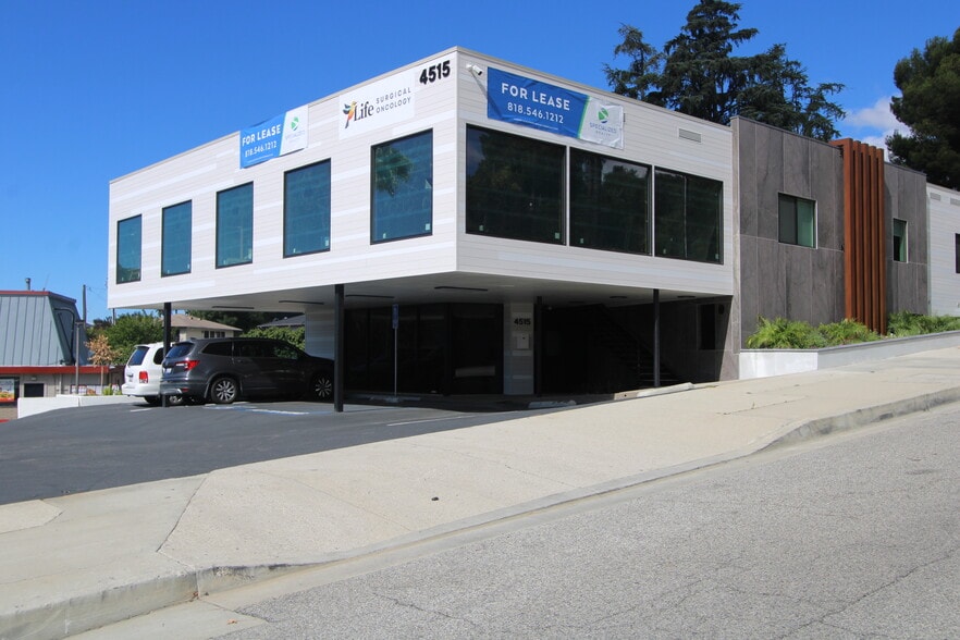 More Photos Of 4515 Castle Rd, La Cañada Flintridge Medical For Lease