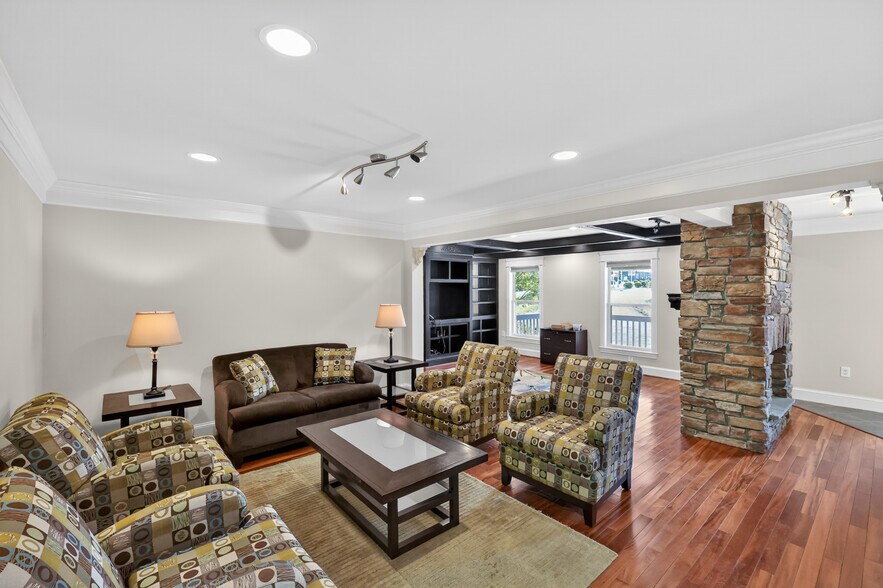 More Photos Of 1292 US 1 Byp S, Kittrell Office For Sale